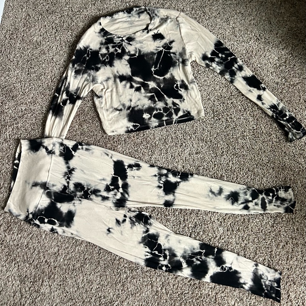 Year of Ours black & cream tie-dye ribbed sleep set - size small